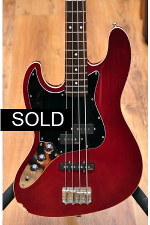 Fender Aerodyne Jazz Bass Candy Apple Red LH (used) Fender Aerodyne Jazz Bass Candy Apple Red LH (used)